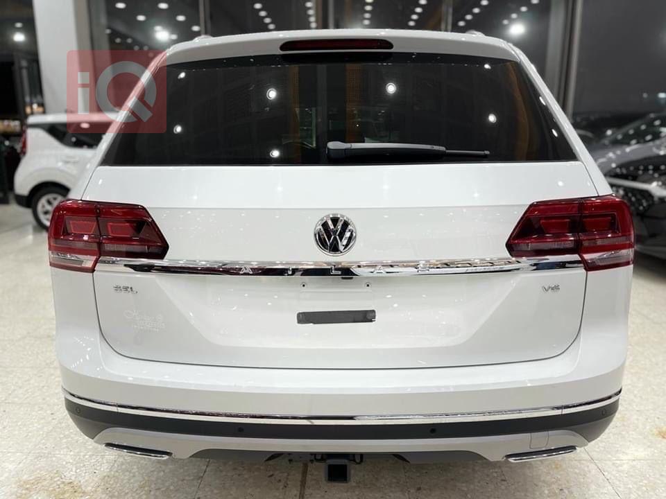 ڤۆڵکسواگن ئەتلەس